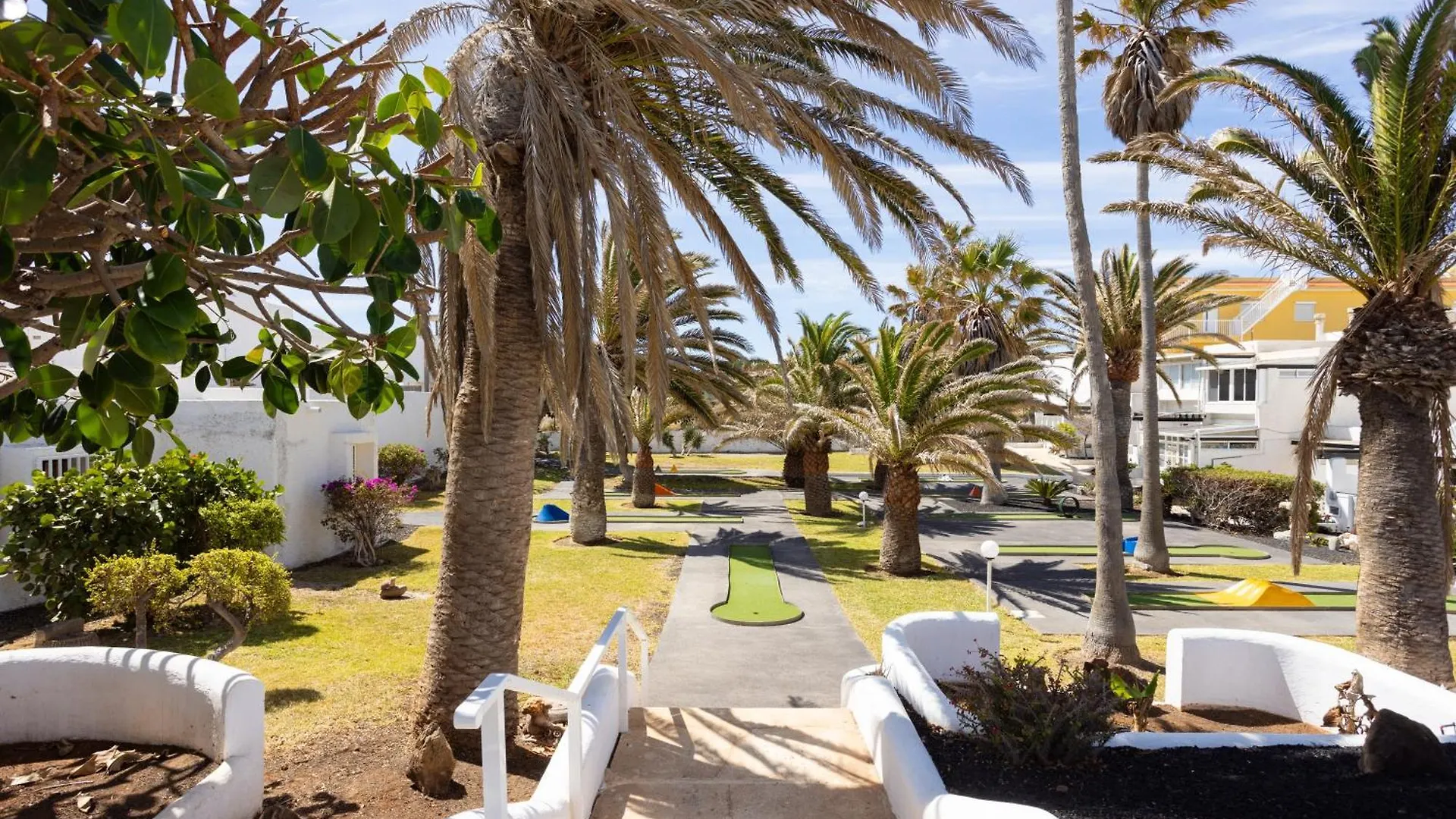 Home2Book Cozy Apt With Communal Pool, El Poris Poris de Abona 0*,  Spagna
